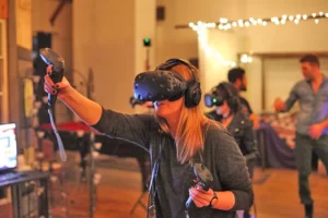 Virtual Reality Rental for Team Building
